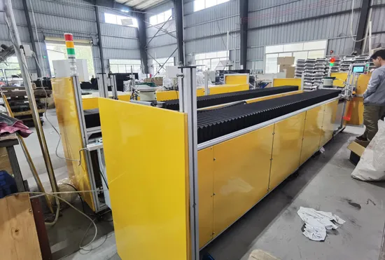 Máquina de montagem de bucha de plástico com grade automática Ventech